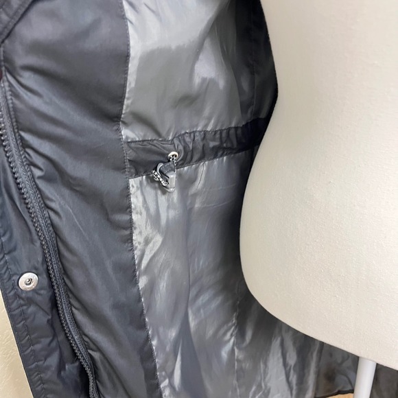 EDDIE BAUER Down Duffle Lodge Long Puffer Coat Sz. M Hooded Winter Faux Fur - Picture 10 of 14